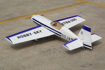 Самолет Hookll Extra 300-L PNP